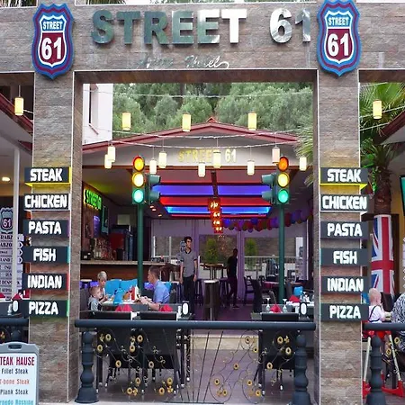 Apartment Street61