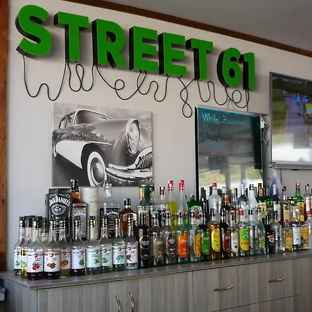 Street61 *